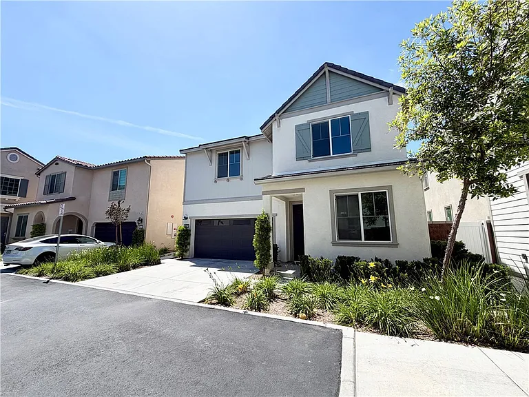 16458 Globetrotter St — Photo 3