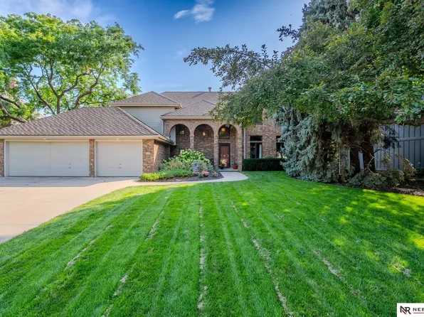 12935 Izard St, Omaha, NE 68154