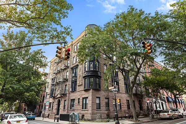 Rented by Compass | media 15