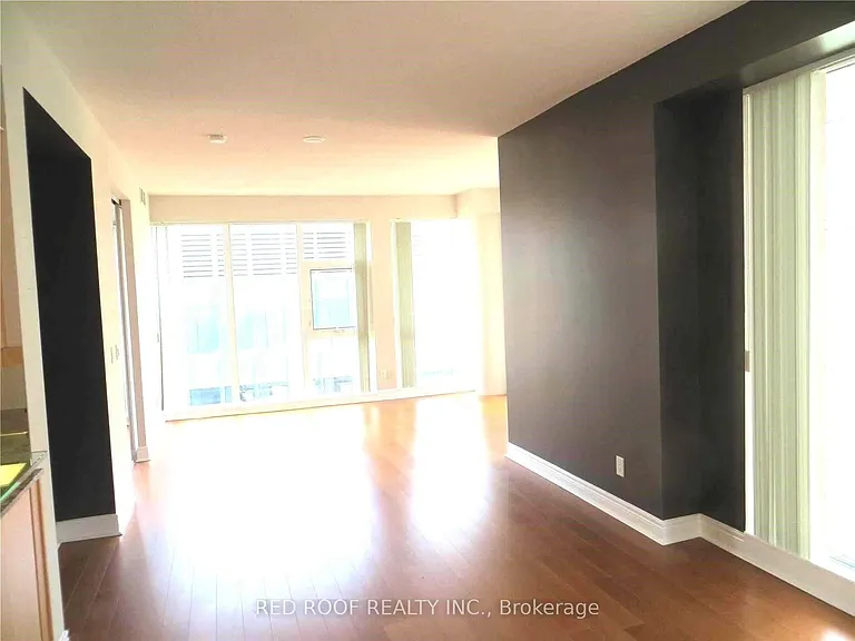 220 Victoria St #1204 — Photo 8