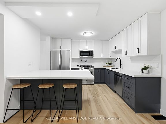 4th image of 43 Champlain Ave