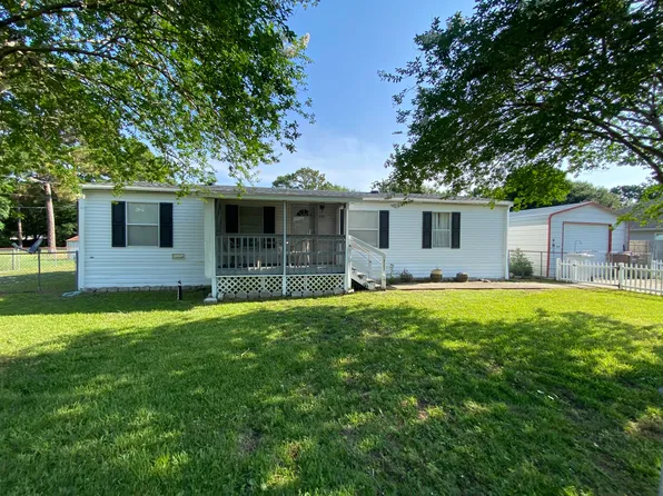 8152 Segura St, Navarre, FL 32566