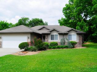 315 N Gary Ave, Bolivar, MO 65613