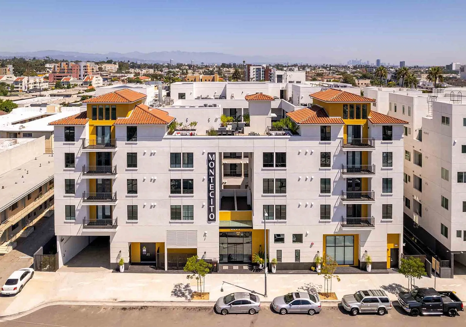 Montecito Lofts — Photo 3