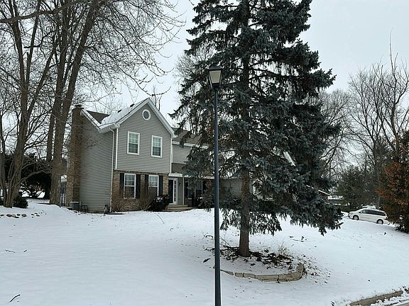 3rd image of 7038 Perrietta Ln