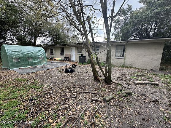 3rd image of 5976 REDBERRY Lane