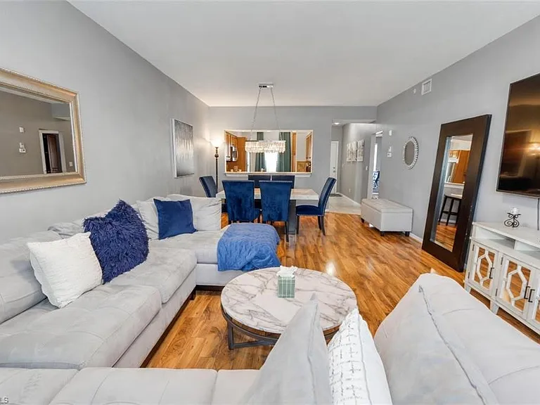 3225 Cypress Glen Way #105 — Photo 4