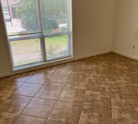 4th image of 10434 Permian Dr