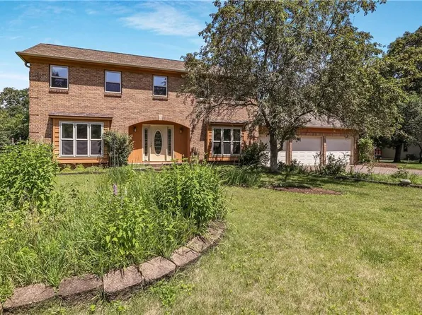 6720 South Shore Drive, Altoona, WI 54720