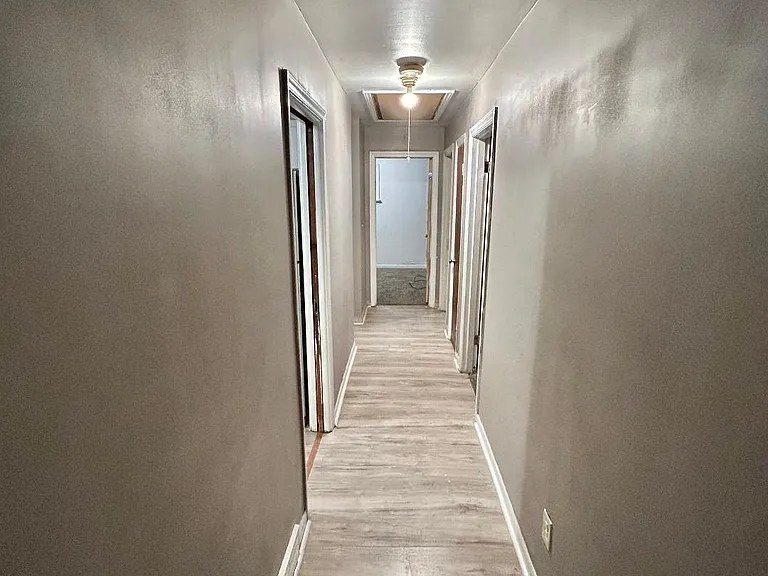 1505 McGuinn Dr — Photo 4