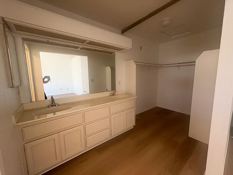 6013 Landing Point Way — Photo 7