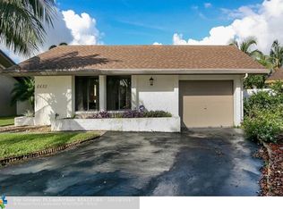 8451 SW 39th Ct, Davie, FL 33328