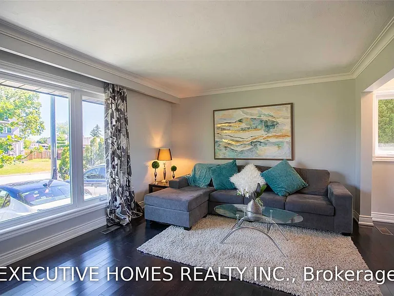 384 Ashbury Rd — Photo 7
