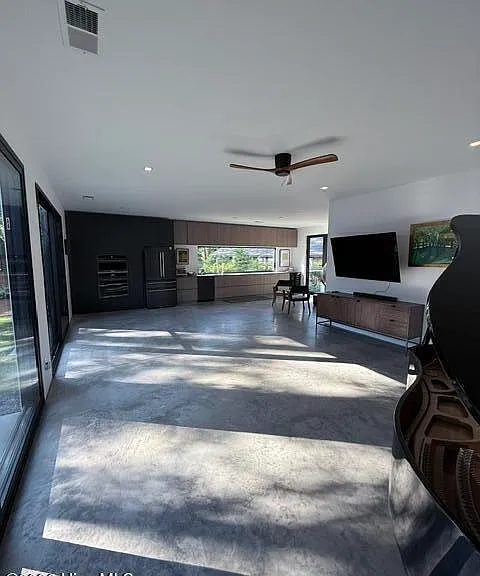 5 Lake Hills Rd — Photo 6