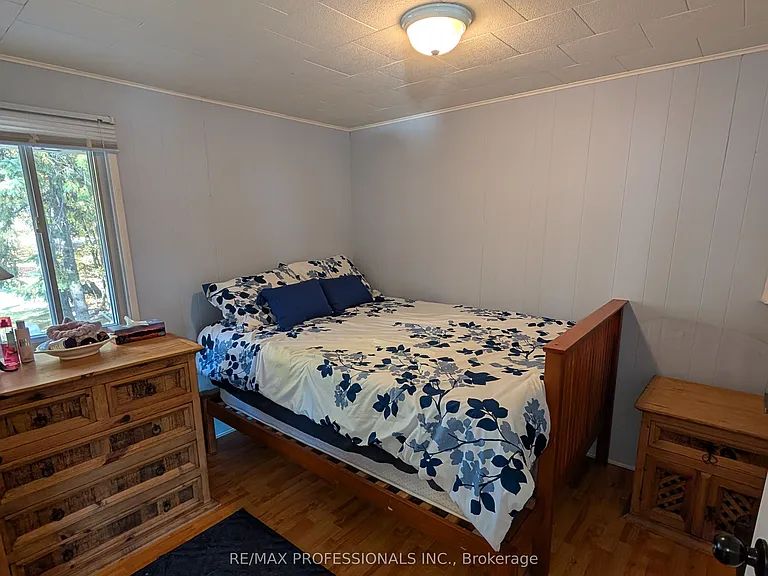 1103 Mosley St — Photo 9