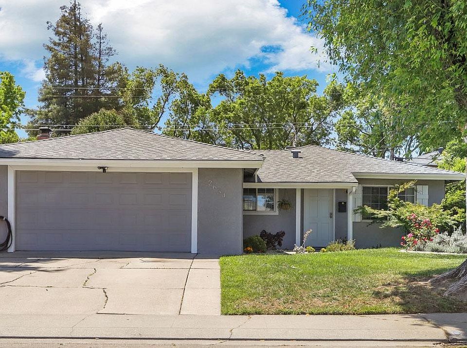 1st image of 2654 Sumac Ave