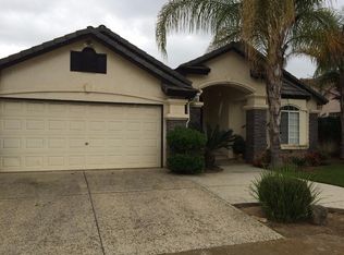 2799 E Shea Dr, Fresno, CA
