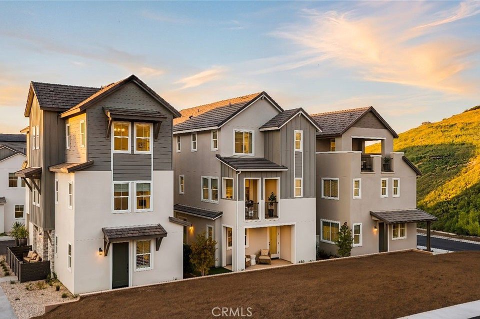 1st image of 28878 Vinecrest Ct