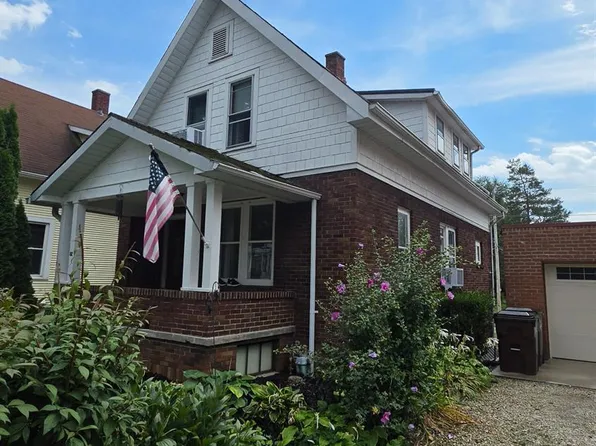 82 Liberty St, Tiffin, OH 44883