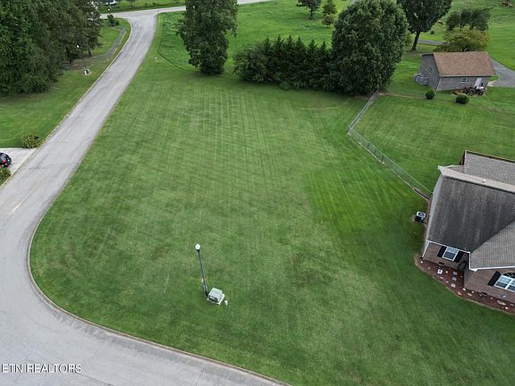 4th image of L-6 Uphill Dr