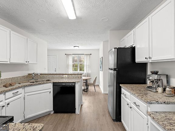 5th image of 3631 Raiders Ridge Dr