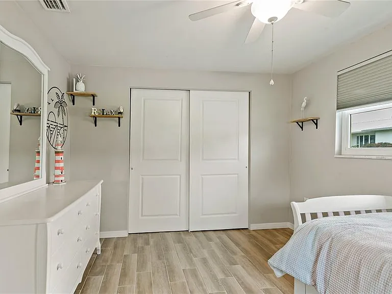 1675 Blakemore Ln — Photo 30