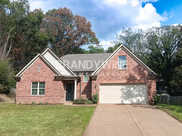 2260 Webbing Dr, Cordova, TN