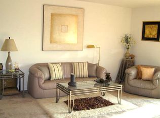 4 Skiff St APT B304, Hamden, CT 06514