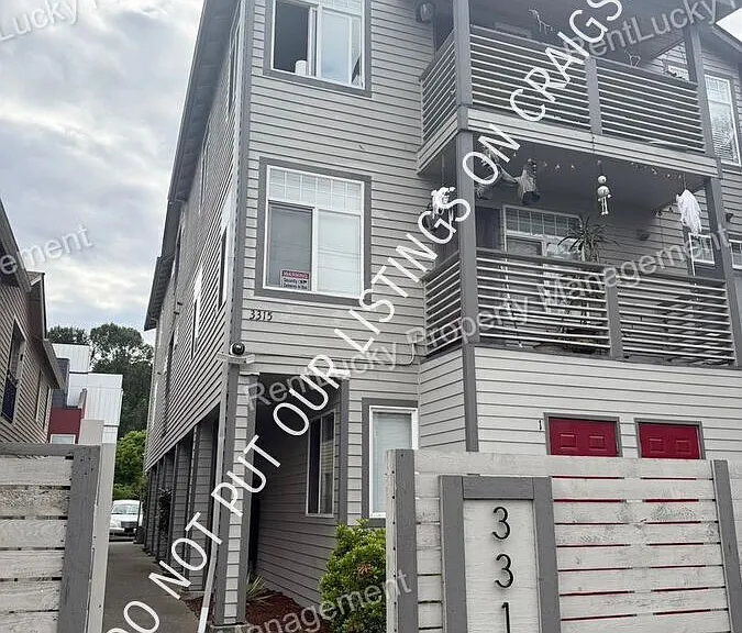 3315 Claremont Ave S #3 — Photo 1