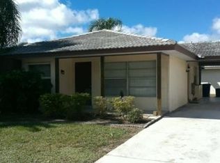 6 Parkwood Villas Ct, Lehigh Acres, FL 33936