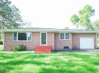 2506 Commerce Ave, Grand Island, NE 68801