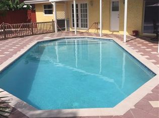 1315 SW 82nd Ter, Pompano Beach, FL 33068