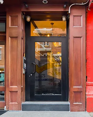 Rented by Veracity NYC LLC | media 23