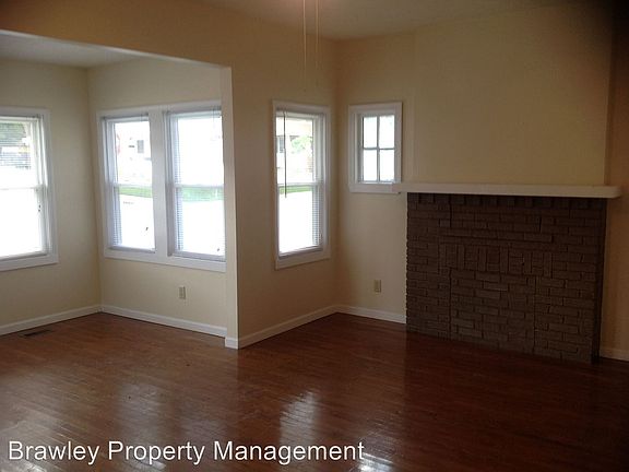 3rd image of 418 N Grant St