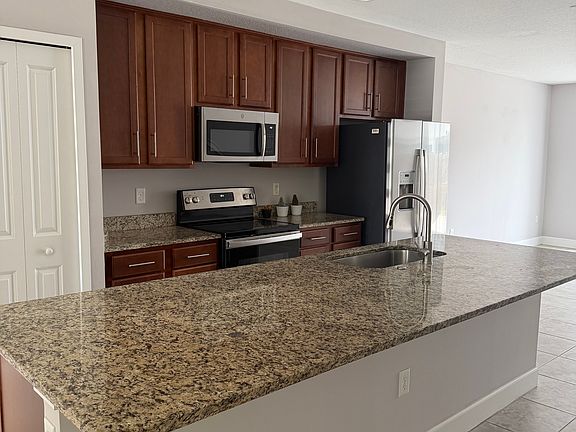 2nd image of 4713 Terra Esmeralda Dr