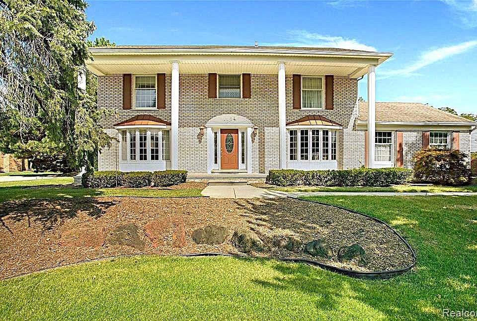 1st image of 1114 Chaffer Dr
