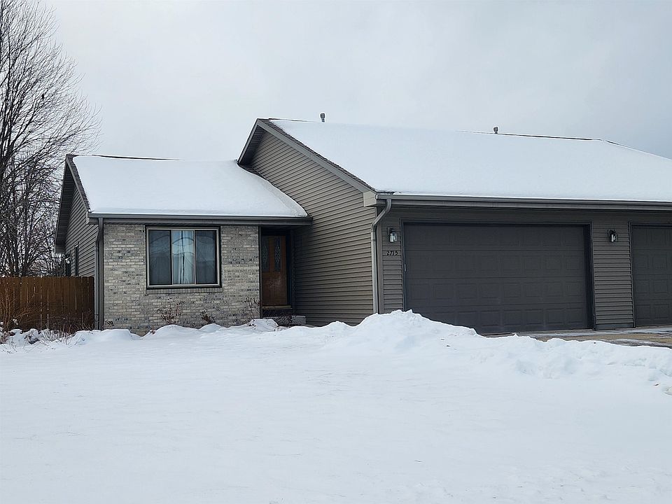 1st image of 2715 N Wuthering Hills Dr