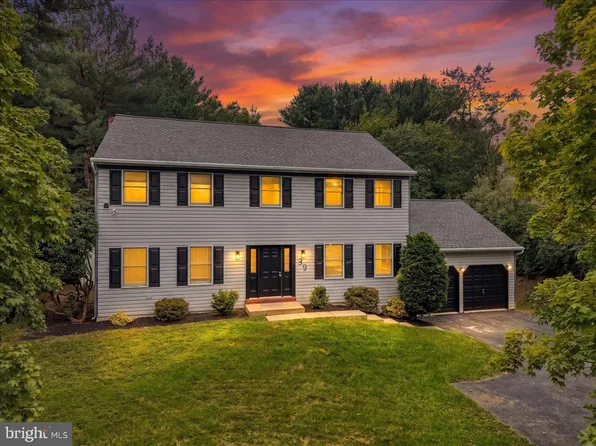 39 Brookwood Dr, Lititz, PA 17543