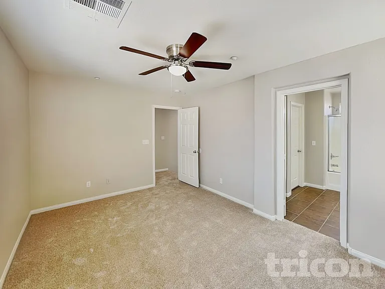 8921 Paula Jean Ave — Photo 10
