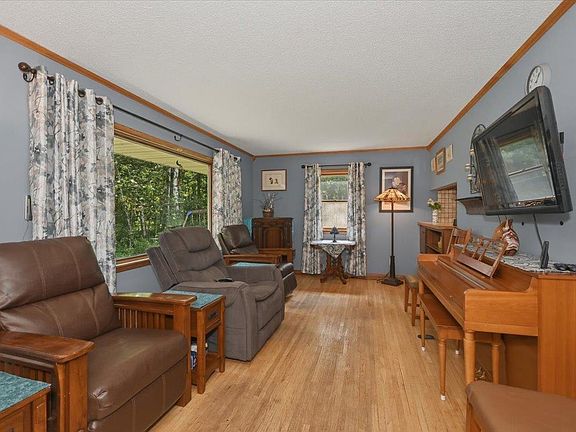 4th image of 430 S Boundary Ave