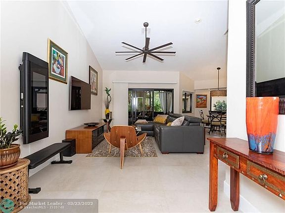 5th image of 9263 Chelsea Dr #9263