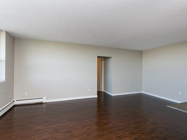 137 Church St — Photo 20