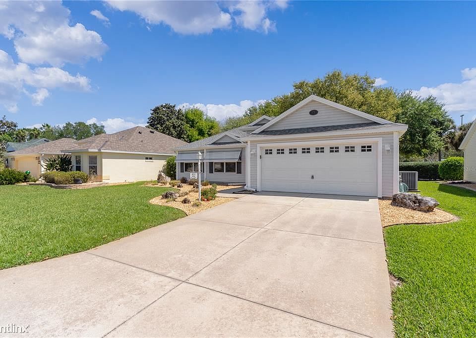1st image of 873 Oak Forest Dr