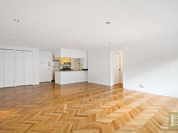 2nd image of 386-388 Columbus Ave APT 4A