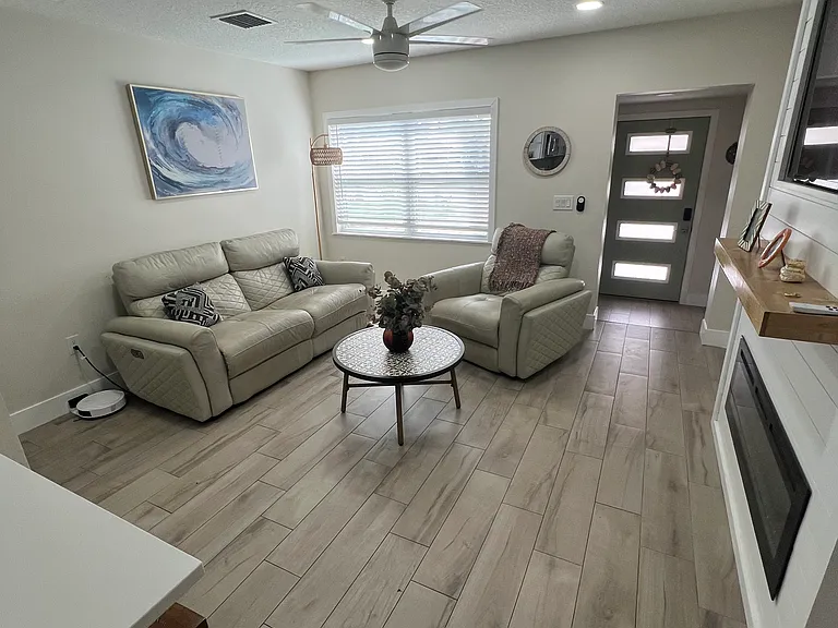 11 S Lakewood Dr — Photo 13