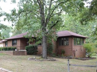 108 Walden Ln, Bull Shoals, AR 72619
