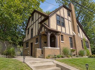1327 Bridge St NW, Grand Rapids, MI 49504