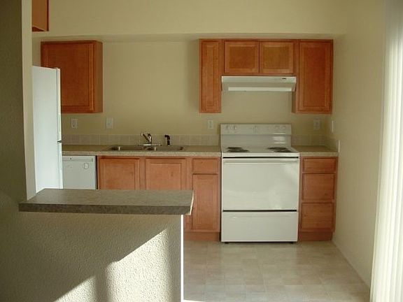 3rd image of 6786 W Morris Hill Ln