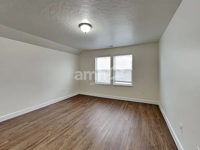 245 E Sicily Dr — Photo 8