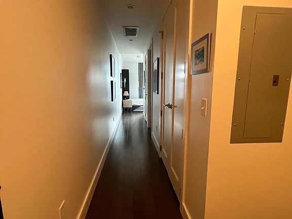 4th image of 222 West Ave Unit 2708